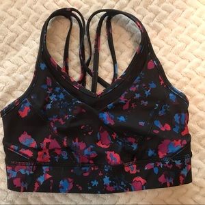 Lululemon sports bra